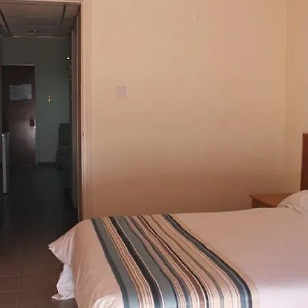 Mayfair Otel