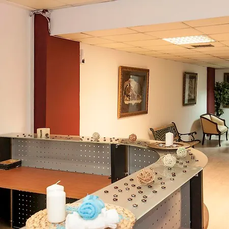 Mayfair Otel
