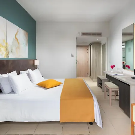 Otel Mayfair 4*