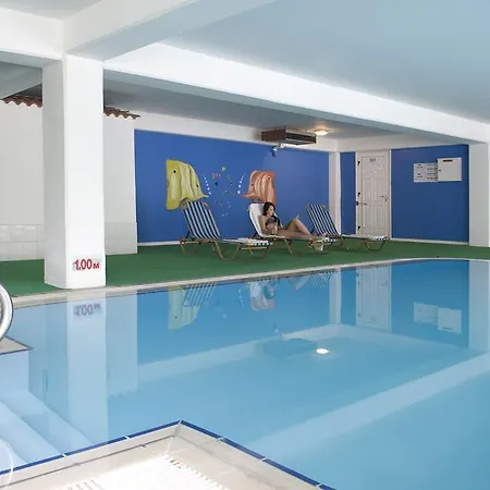 Mayfair Otel