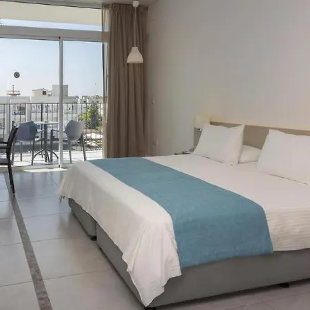 Mayfair Otel 4*