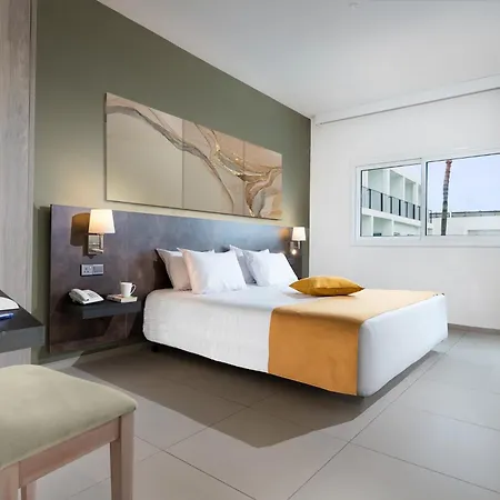 Mayfair 4* Pafos