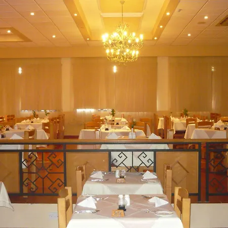 Mayfair Otel Pafos
