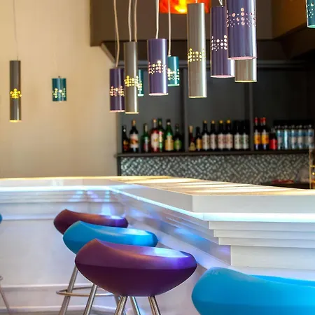 Otel Mayfair 4*