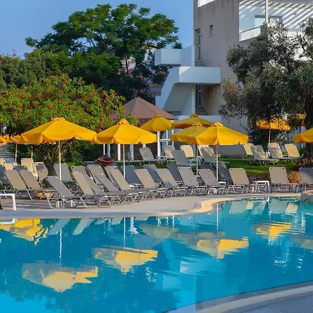 Mayfair Otel 4*